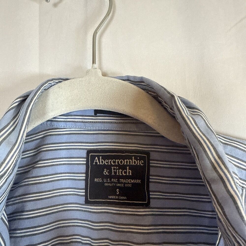 Men’s Abercrombie & Fitch Button Up Shirt Blue Striped Size Small Preowned - Picture 4 of 15